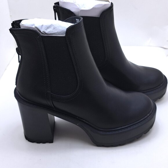 JustFab Kinley Chelsea Ankle Boot - Size 8.5 - Picture 1 of 7